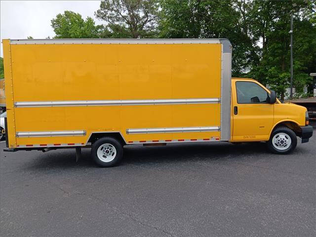 2021 GMC Savana