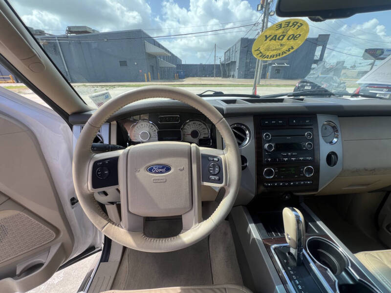 2011 Ford Expedition XLT