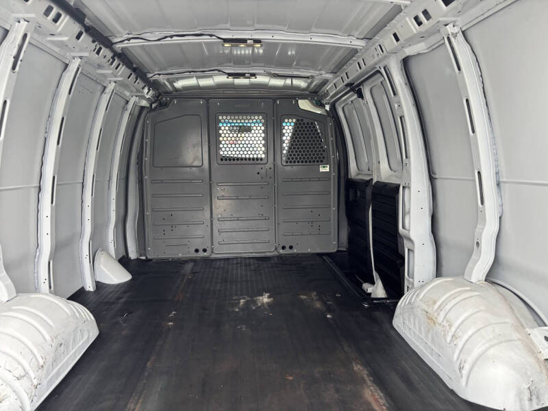 2019 Chevrolet Express 2500