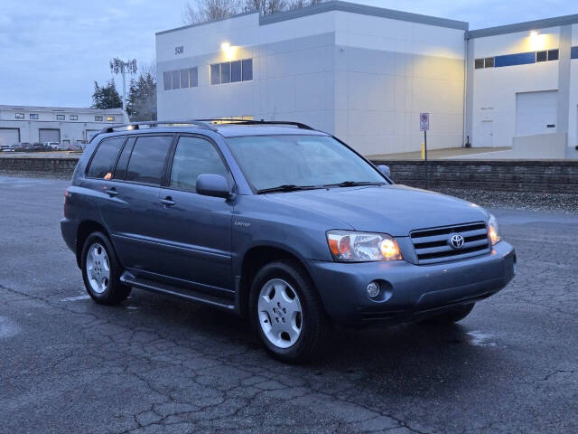 2005 Toyota Highlander for sale at Alpha Auto Sales in Auburn, WA