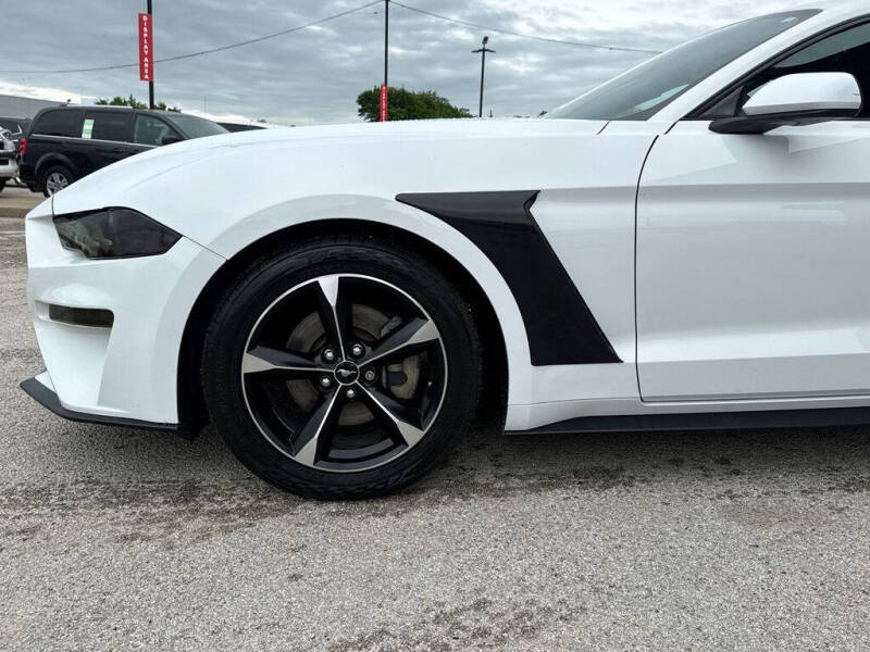 2019 Ford Mustang EcoBoost