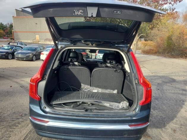 2023 Volvo XC90 Recharge T8 Ultimate Bright Theme 7P