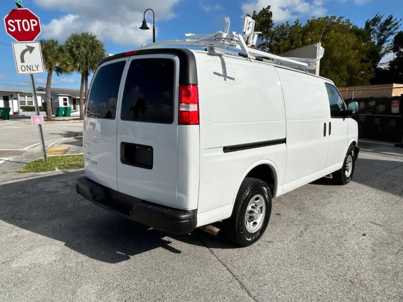 2020 Chevrolet Express 2500