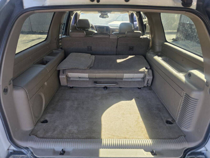2004 GMC Yukon XL Denali