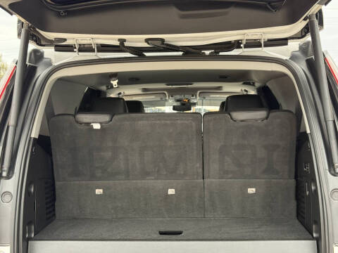 2020 Cadillac Escalade Luxury