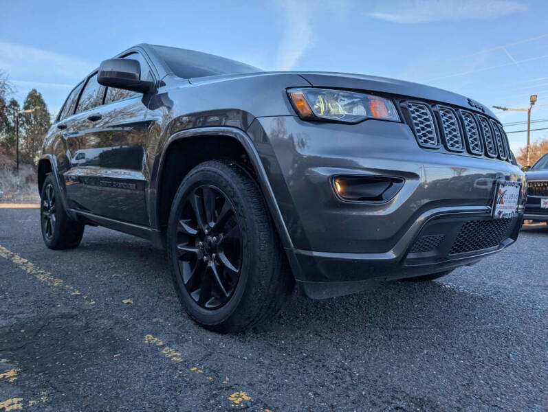2020 Jeep Grand Cherokee Altitude