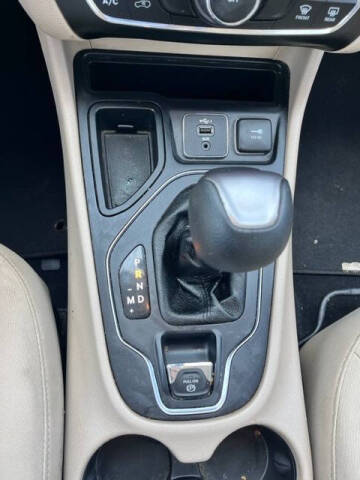 2019 Jeep Cherokee Latitude