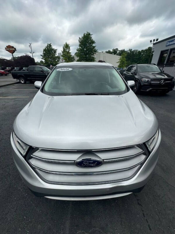 2016 Ford Edge SEL photo 2