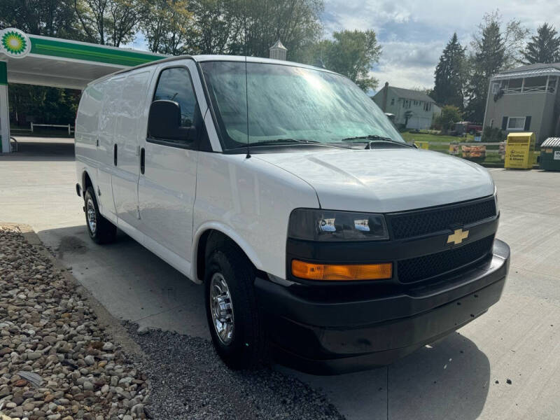 2018 Chevrolet Express Cargo Work Van photo 7