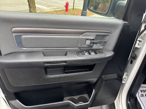 2022 RAM 1500 Classic SLT