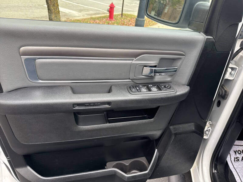 2022 RAM 1500 Classic SLT