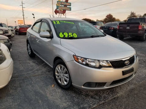 2012 Kia Forte for sale at AMANA MOTORS in Tulsa OK