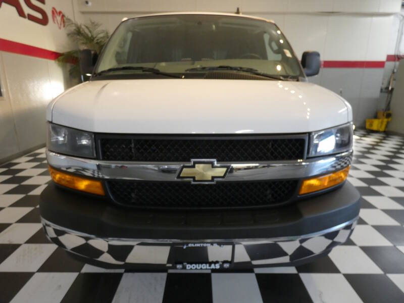 2023 Chevrolet Express 2500