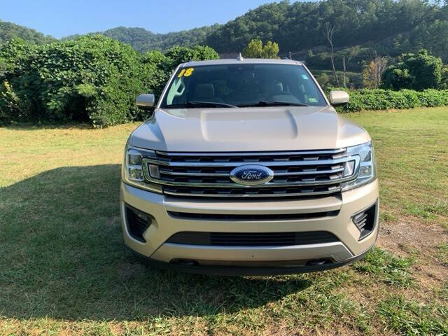 Used 2018 Ford Expedition XLT with VIN 1FMJU1JT9JEA55599 for sale in Hazard, KY