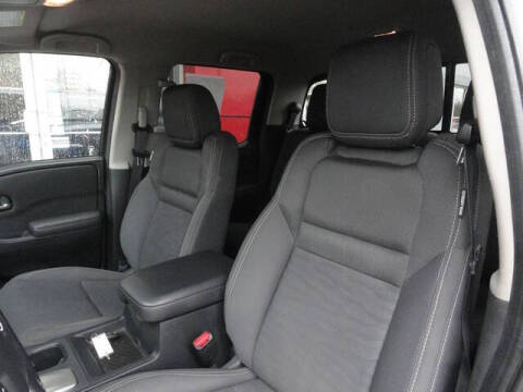 2022 Nissan Frontier SV