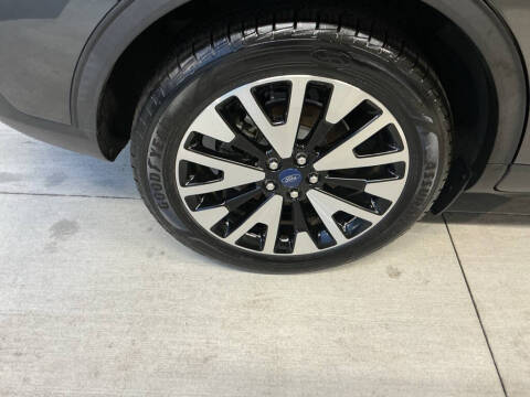 2020 Ford Escape Hybrid SE Sport