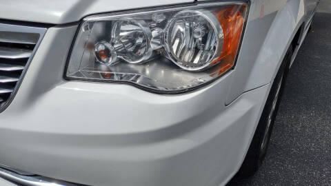 2015 Chrysler Town and Country Touring