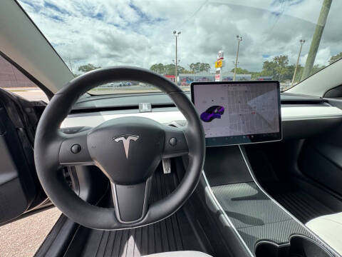 2020 Tesla Model 3 Standard Range