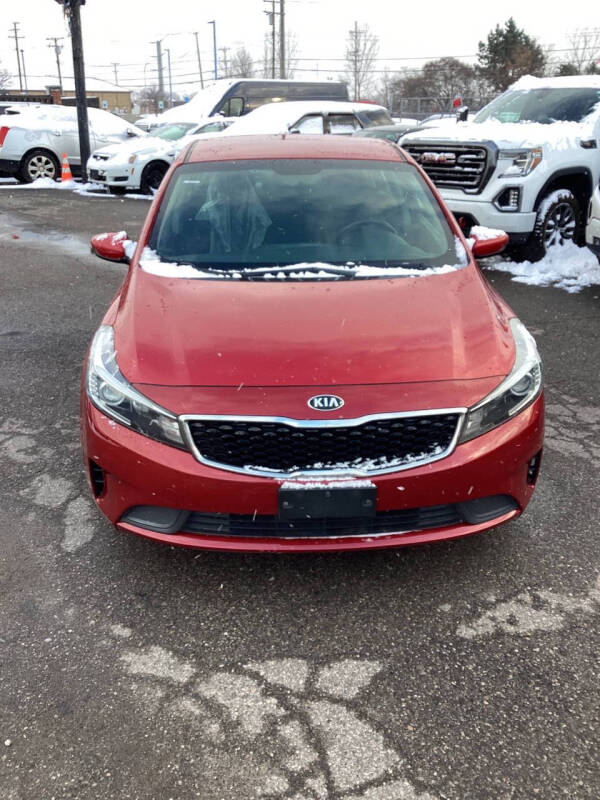 2017 Kia Forte S photo 3