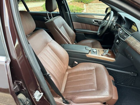 2010 Mercedes-Benz E-Class E 550 Sport