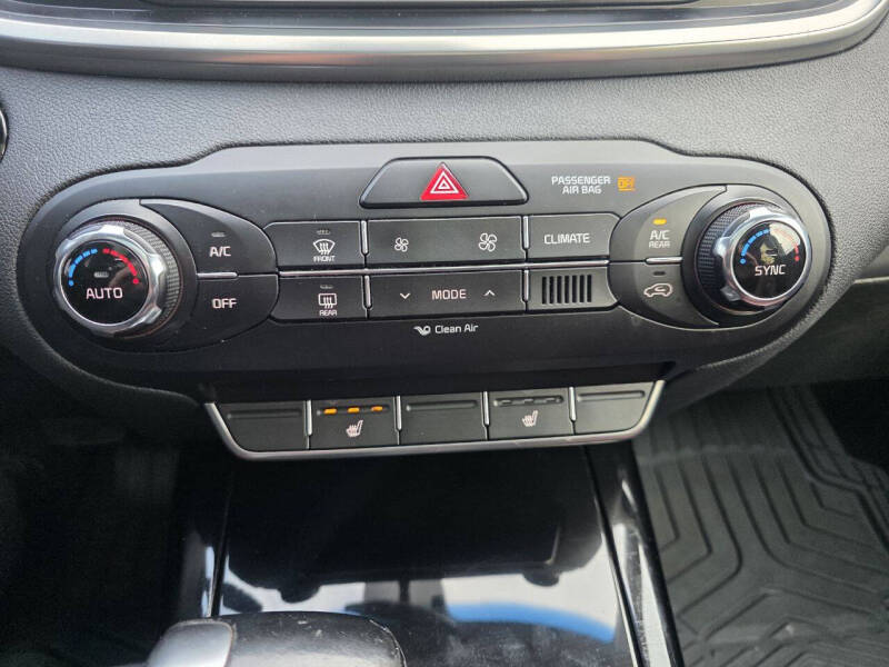 2017 Kia Sorento SX V6