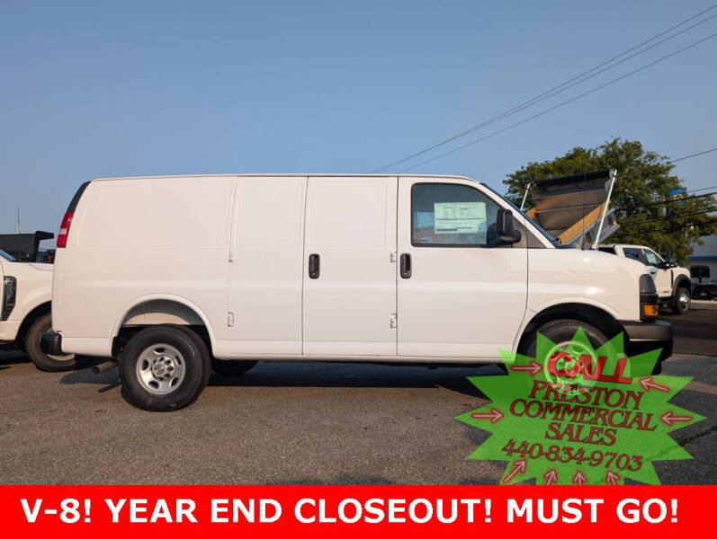 2025 Chevrolet Express 2500