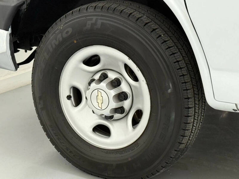 2021 Chevrolet Express 2500