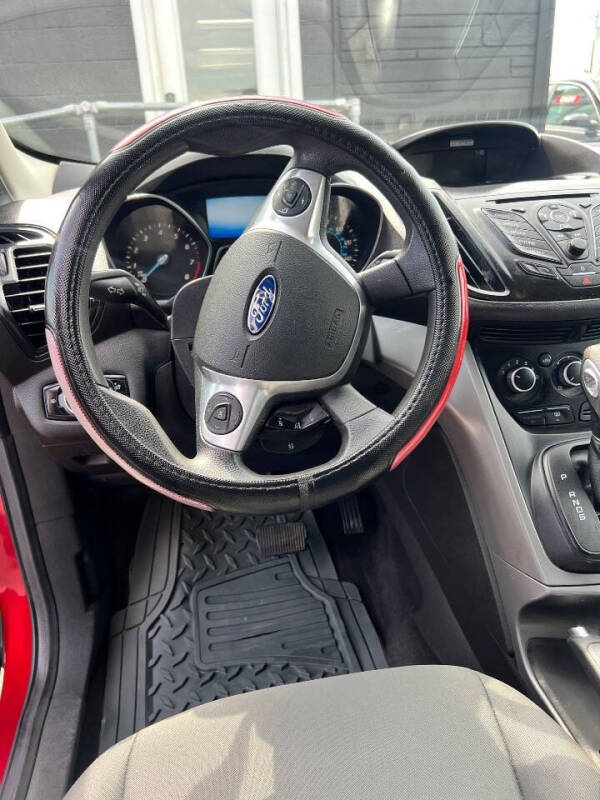 2016 Ford Escape SE