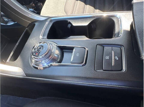 2018 Ford Fusion Hybrid SE