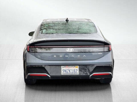 2024 Hyundai Sonata Hybrid Limited