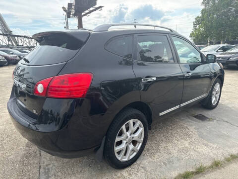 2012 Nissan Rogue SV w/SL Package
