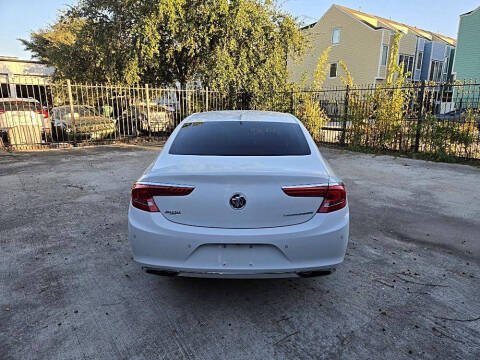 2017 Buick LaCrosse Essence