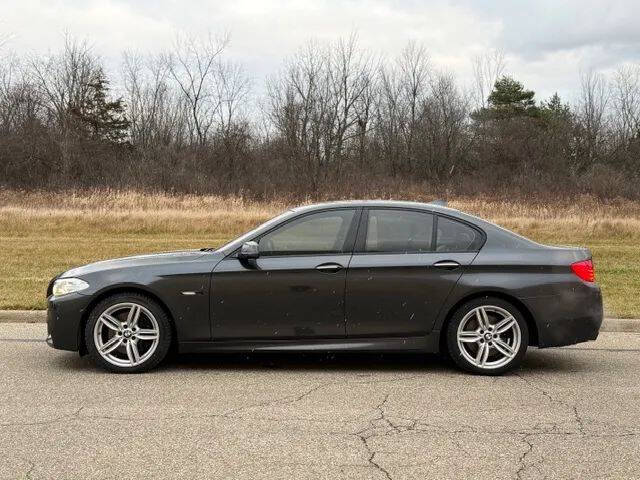 2011 BMW 5 Series 550i