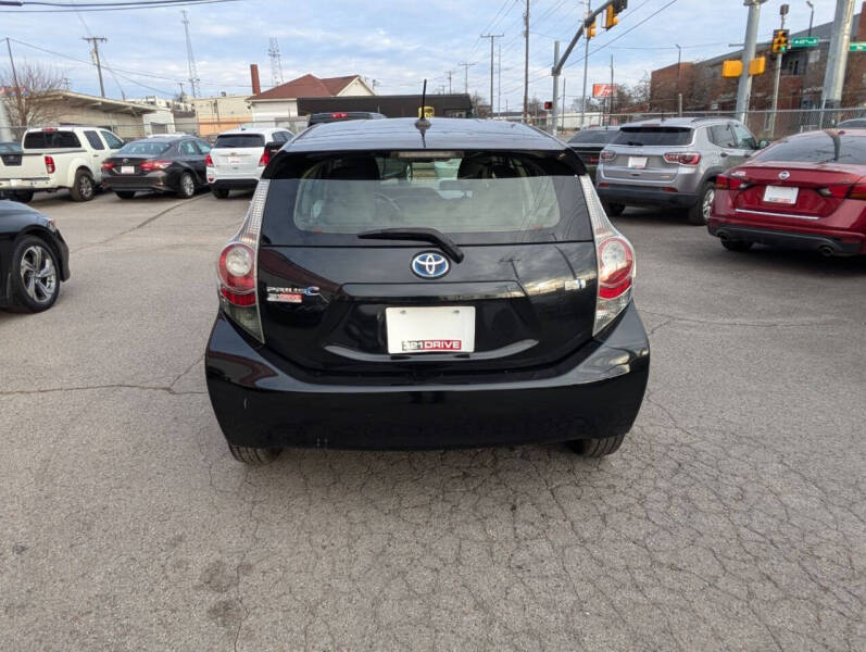 2014 Toyota Prius c Four