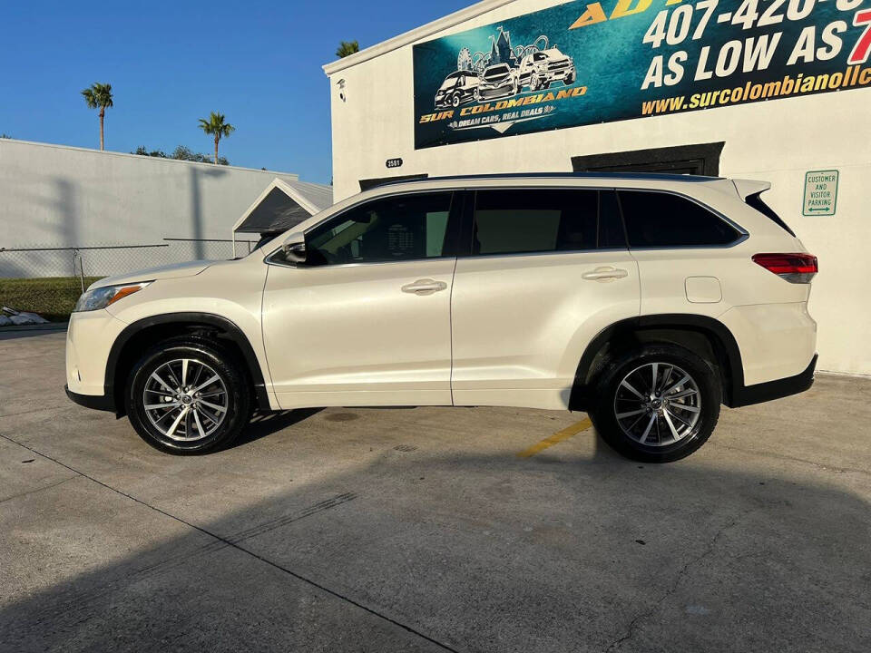 2017 Toyota Highlander for sale at SUR Colombiano LLC in Kissimmee, FL