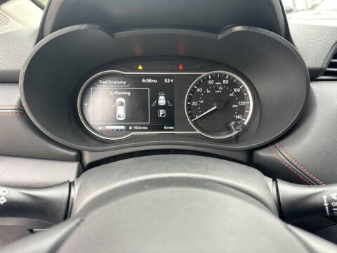 2025 Nissan Versa SR