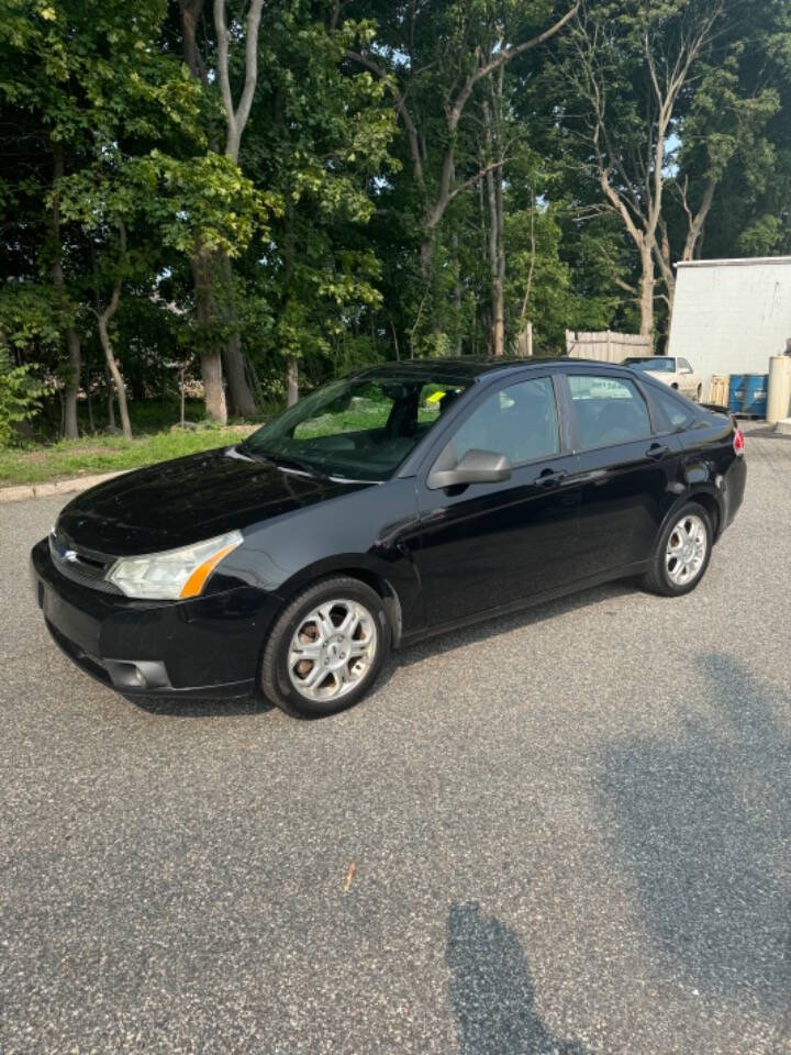 2009 Ford Focus for sale at Taktak Auto Group in Tewksbury, MA