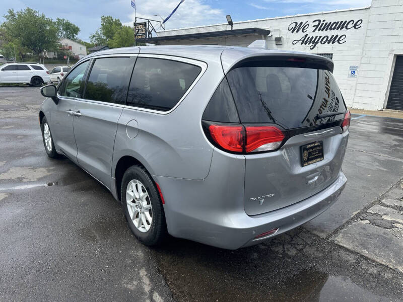 2017 Chrysler Pacifica Touring