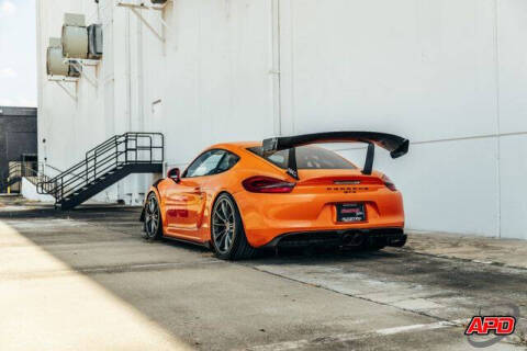 2016 Porsche Cayman GT4