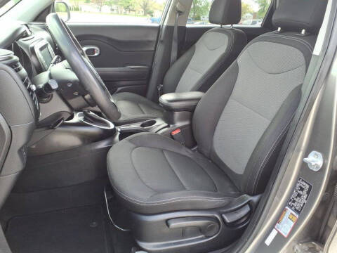 2019 Kia Soul +