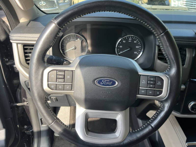 2023 Ford Expedition MAX XLT