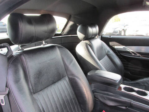 2004 Ford Thunderbird Deluxe