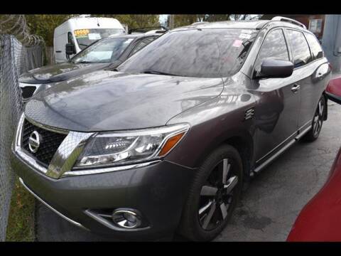 2015 Nissan Pathfinder for sale at WOOD MOTOR COMPANY in Madison TN
