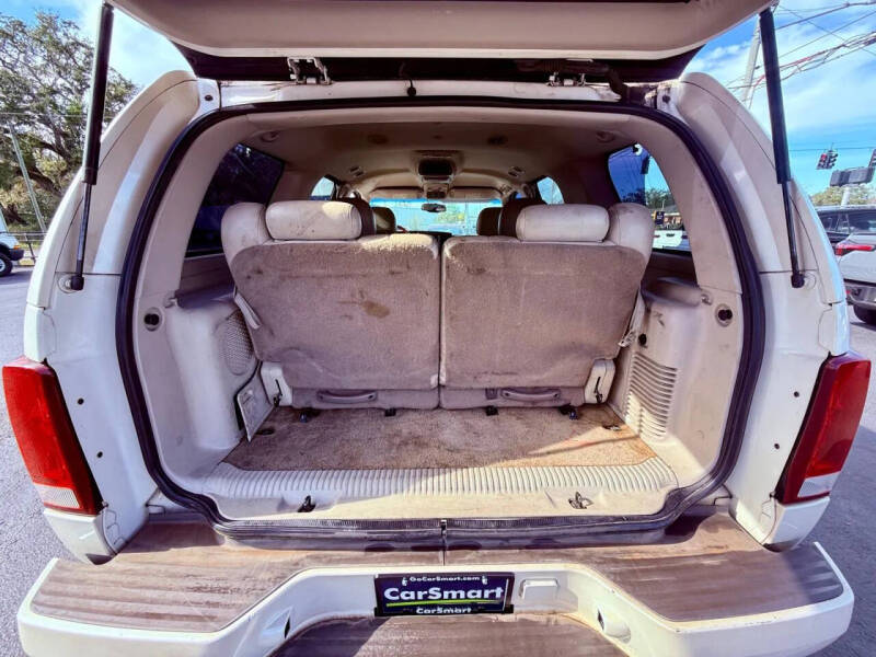 2003 Cadillac Escalade