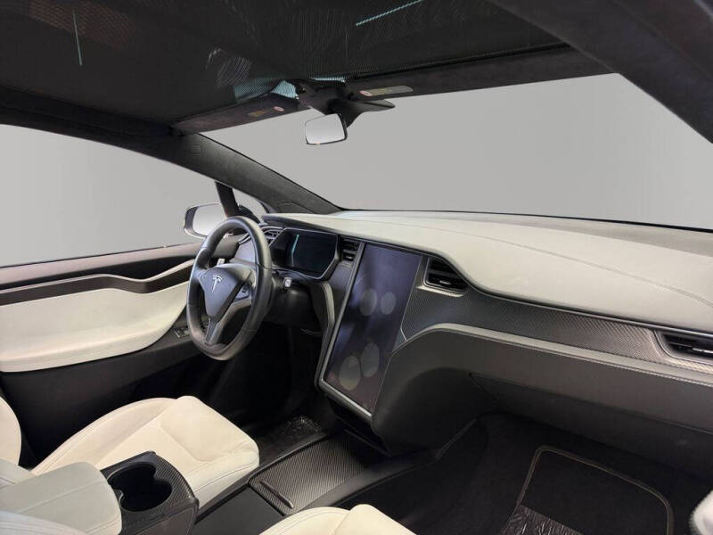 2021 Tesla Model X Performance
