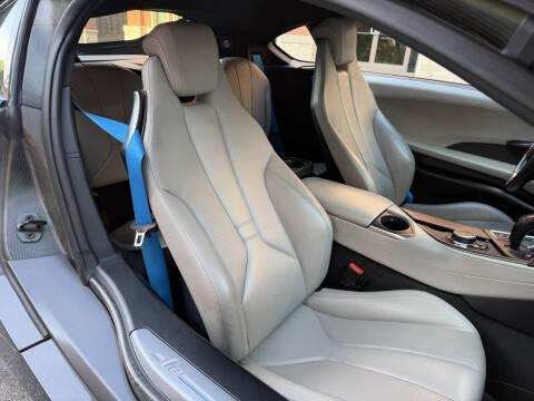2015 BMW i8