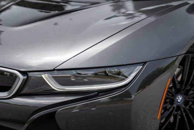 2020 BMW i8