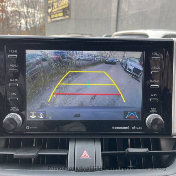 2019 Toyota RAV4 Hybrid XLE