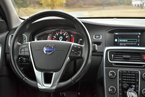 2015 Volvo S60 T5 Premier Plus