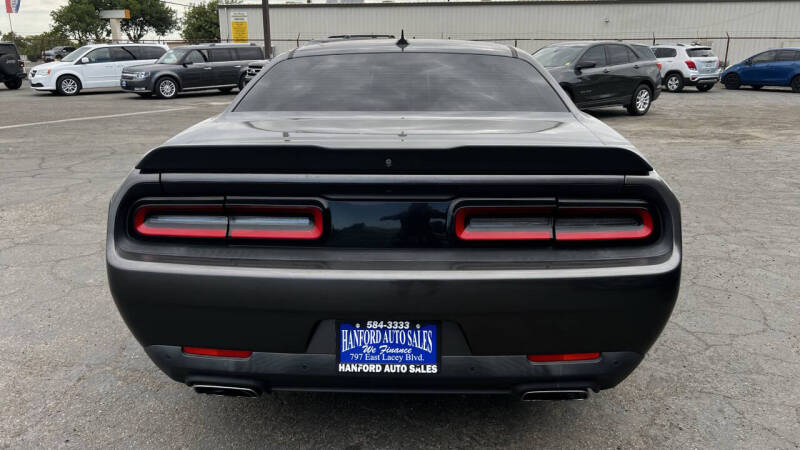 2016 Dodge Challenger R/T Scat Pack